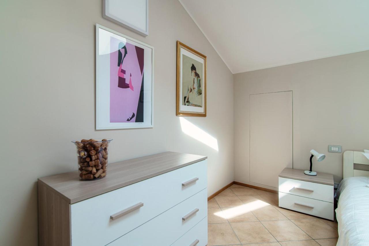 Apartmán Grape Attic 72 - The House Of Travelers Como Exteriér fotografie