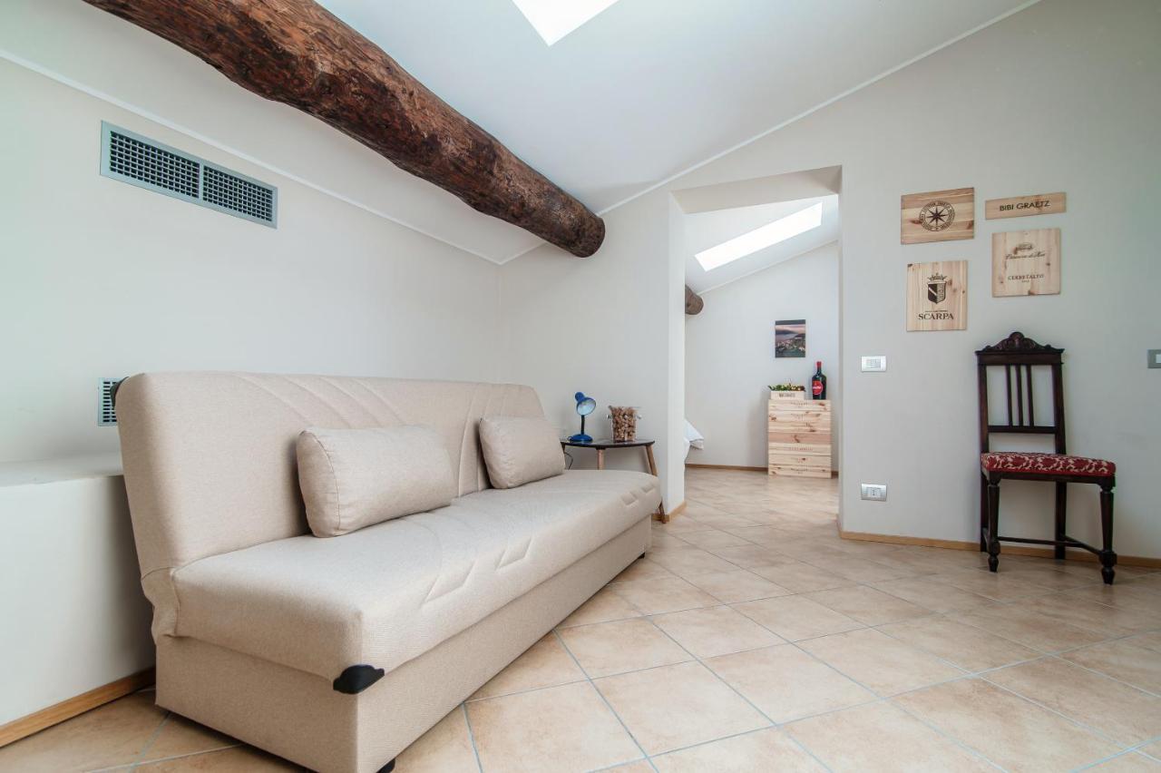 Apartmán Grape Attic 72 - The House Of Travelers Como Exteriér fotografie